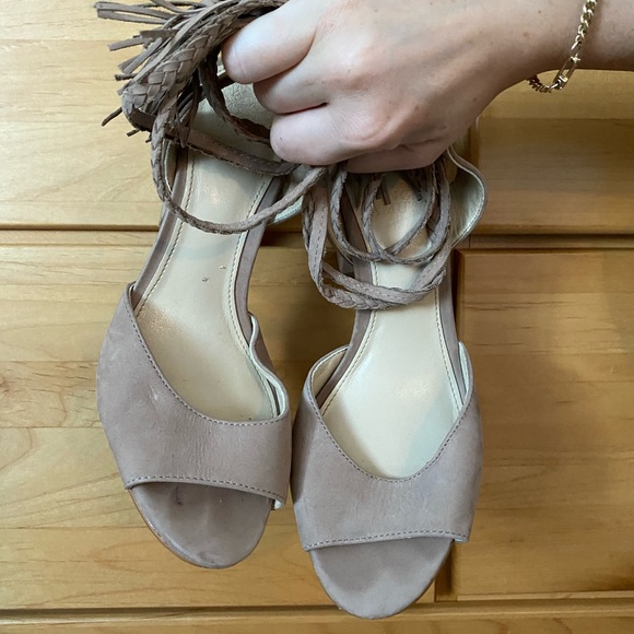 Vince Camuto Heeled Sandals - Picture 3 of 4